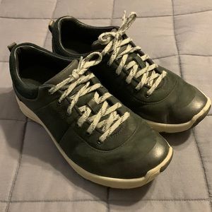 Clarks size 7.5 women’s shoes